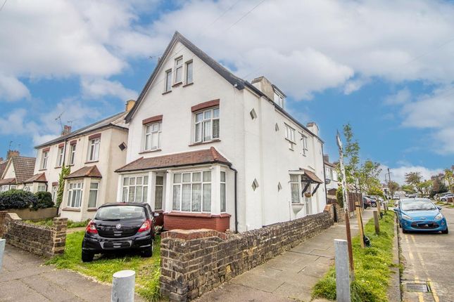 Thumbnail Maisonette for sale in Rylands Road, Southend-On-Sea