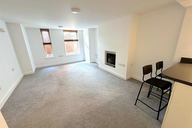 Flat 3, Tower Lodge, Stourbridge photo 5