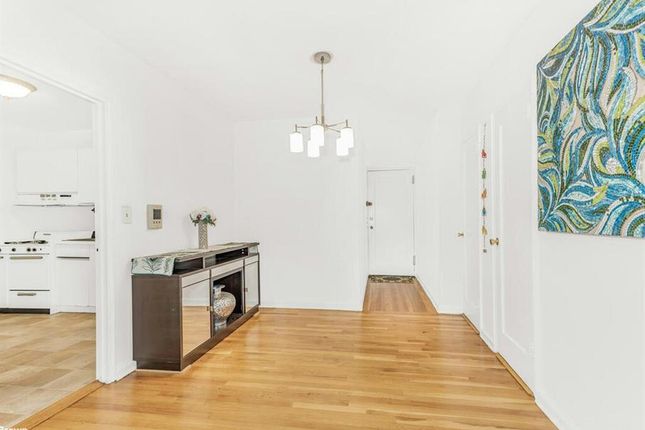 Studio for sale in 5610 Netherland Avenue 6B In Riverdale, Riverdale, New York, United States Of America