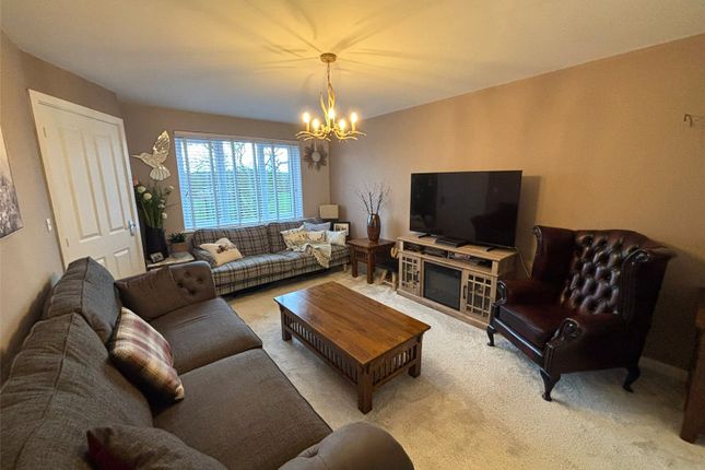 13, Yeoman Avenue, Pembrokeshire photo 3