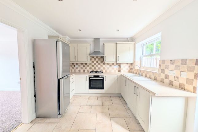 8, Tannery Close, Grimsby photo 4