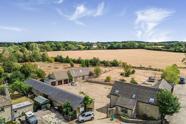 Elmstone Court,, Upper Minety, Wiltshire photo 2