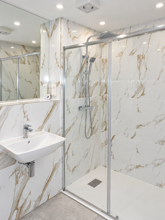 Grovebury Court, Chase Road, , Southgate photo 5