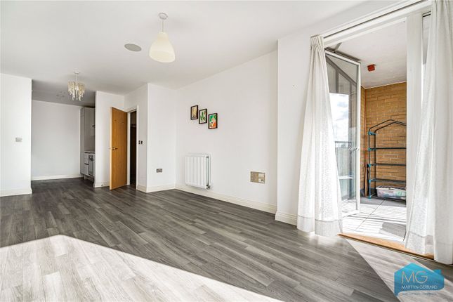 Flat 16, Stanhope House, 6, Quayle Crescent, London photo 4
