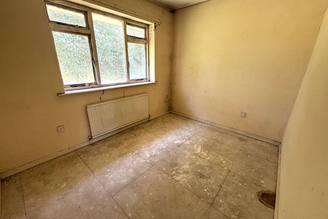 12, Wheeler Grove, Wells photo 5