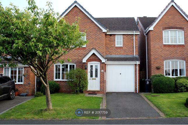 Detached house to rent in Taylor Way, Oldbury