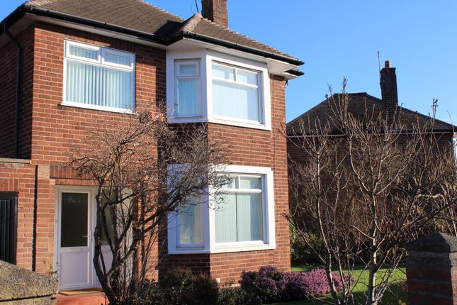 3-bed house on 27, Garth Drive, Chester, £1,250/mo