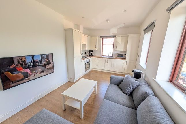 Flat 6, Unit 8, Thornbury photo 2