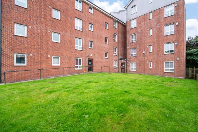 Cumbernauld Road, Riddrie, Glasgow G33, 2 bedroom flat for sale ...