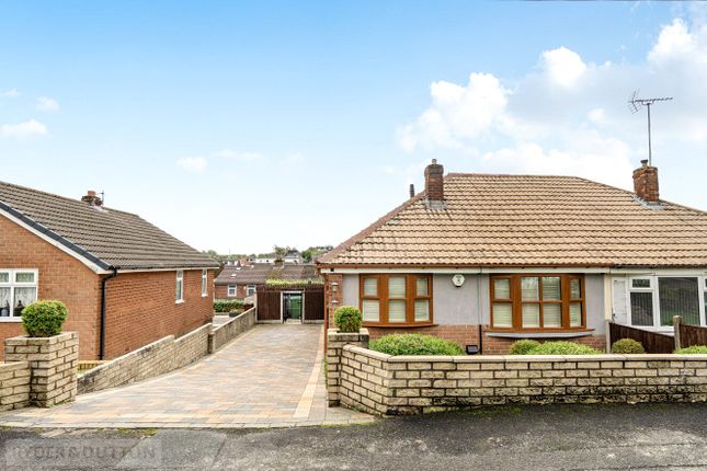 2-bed house on 11, Rishworth Rise, Shaw, £250,000