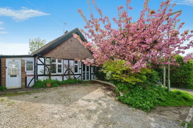 2 bed bungalow for sale in Elm Close Estate, Hayling Island, Hampshire ...