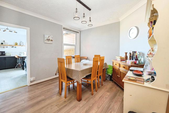 162, Newstead Road, Dorset photo 4