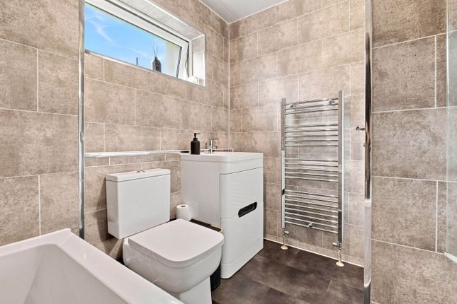 2, Martin Avenue, Irvine photo 4