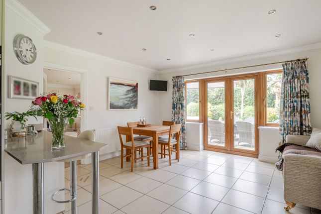 3, Hermitage Close, New Milton photo 4