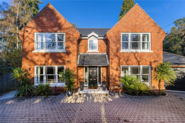 Tinkers Lodge,, Brockenhurst Road, Berkshire photo 2