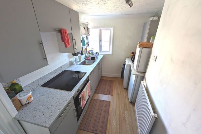 Grosvenor Place, Exeter photo 3