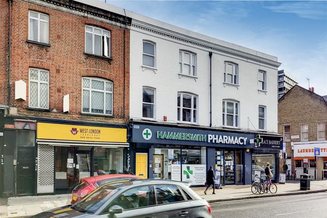 Thumbnail Flat to rent in Fulham Palace Road, Hammersmith, London
