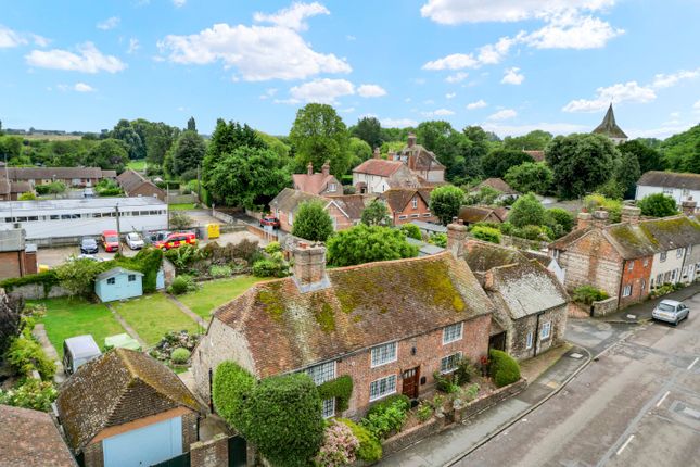 Lyons Close, High Street, Pevensey photo 4