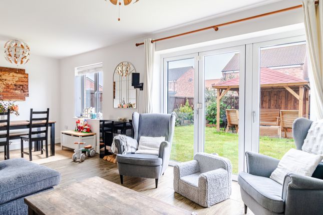 11, Cherwell Croft, Selby photo 3