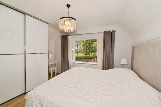 20, Belleville Drive, Leicester photo 3