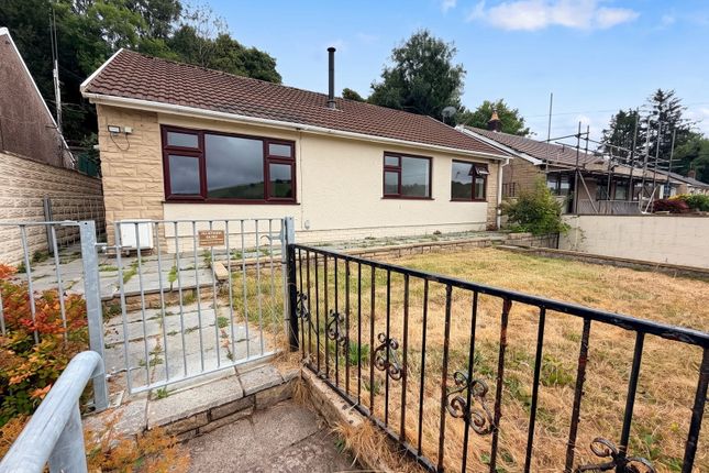 102, Mill View Estate, Maesteg photo 3