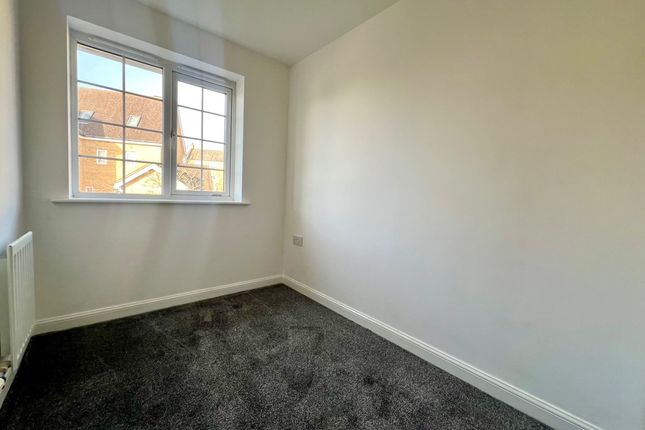 Terraced house for sale in Stagwell Road, Great Cambourne, Cambridge