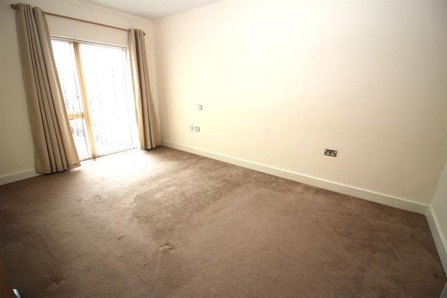 Flat for sale in Conduit Road, Bedford
