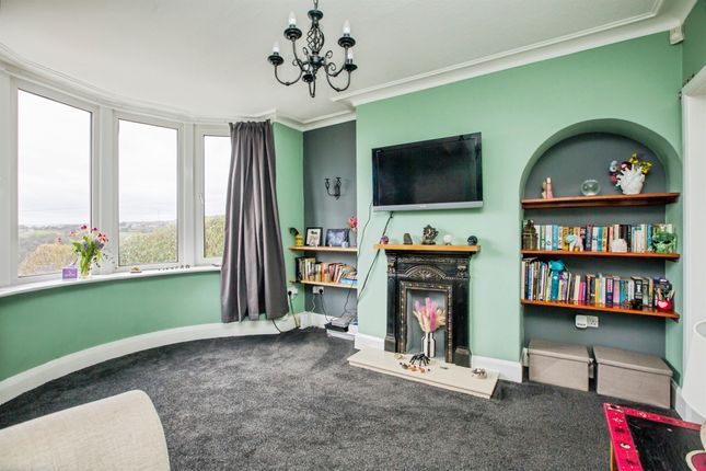 22, Park View Avenue, Halifax photo 3