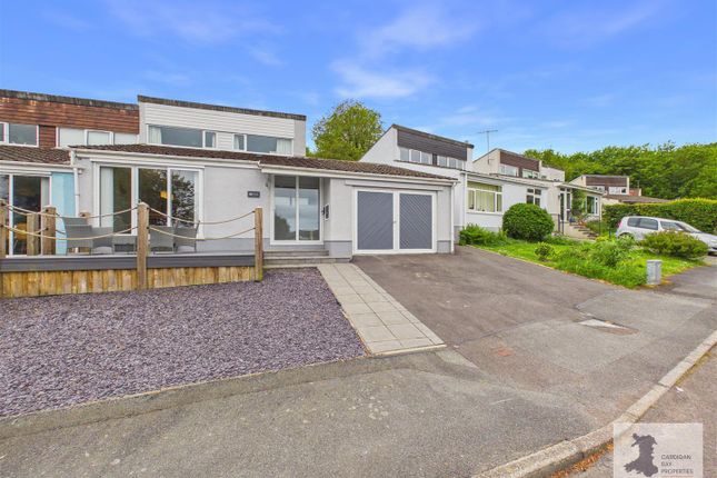 44, The Moorings, Cardigan photo 2