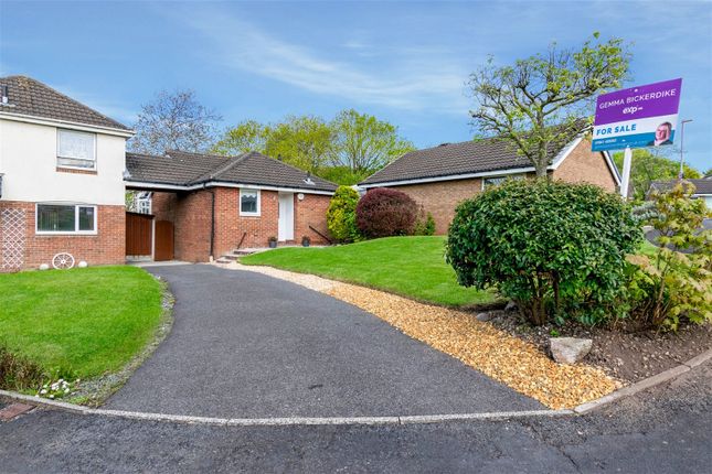Thumbnail Bungalow for sale in Higher Meadow, Leyland