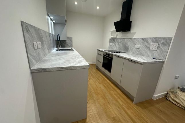 Flat 2, 79 Station Road, Southampton photo 3