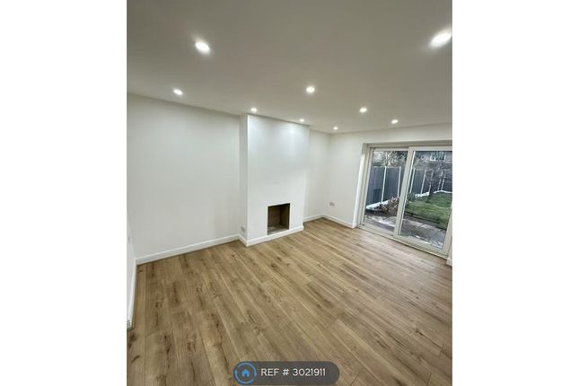 Woodland Drive, North Anston, Sheffield photo 2