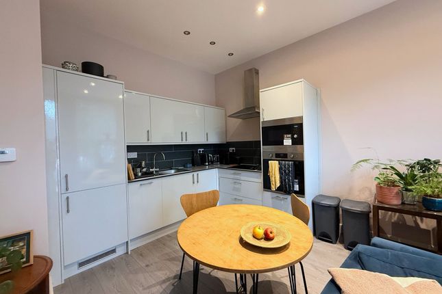 Flat 2, 1 Bentley Road, Liverpool photo 3