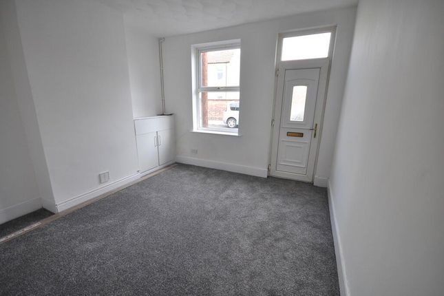 65, Queen Street, Staffordshire photo 2