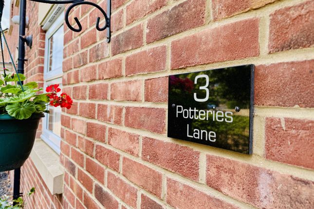 3, Potteries Lane, Didcot photo 3