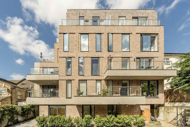 Thumbnail Flat for sale in Upper Tooting Road, London