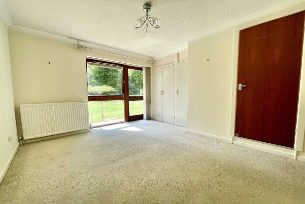 Flat to rent in Dene Lodge, Poole