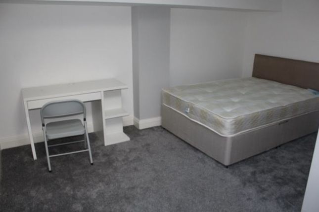 Flat to rent in Holly Road, Fairfield, Liverpool