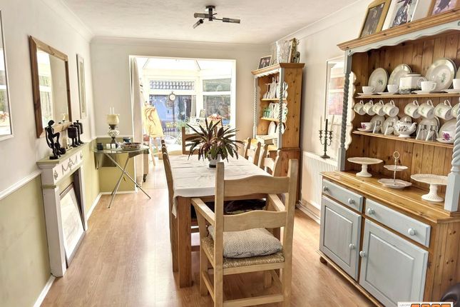 Crowberry Lodge, Manor Road, Hayling Island photo 3