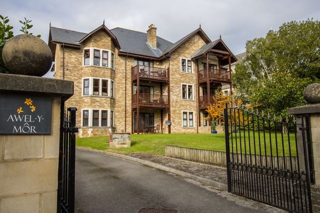Thumbnail Flat for sale in Awel-Y-Mor, Marine Parade, Penarth