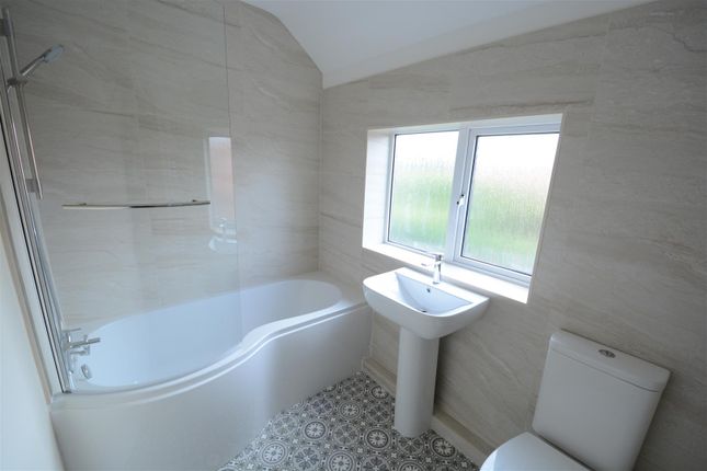 To Let, 45, Rythergate, Cawood photo 5