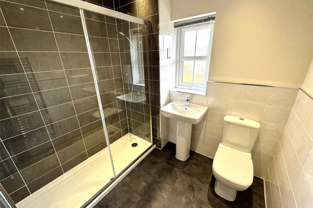 Town house for sale in Cayman Close, Walton, Wakefield, West Yorkshire