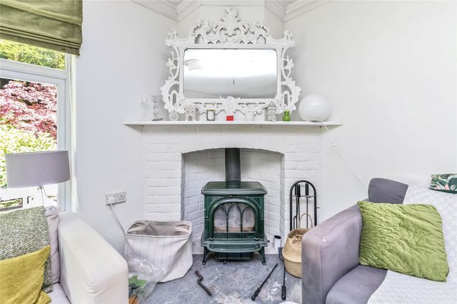 1 Rose Cottages,, Fullers Vale, Hampshire photo 4