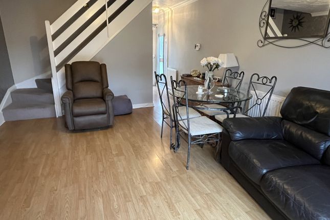 26 Wheatstone Close, Northway, Tewkesbury photo 4