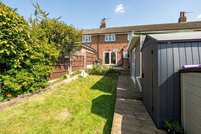 19, Barleycroft, Waterford, Hertford photo 4