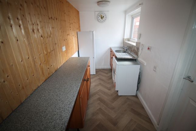 18, Poplar Street, Chester Le Street photo 3