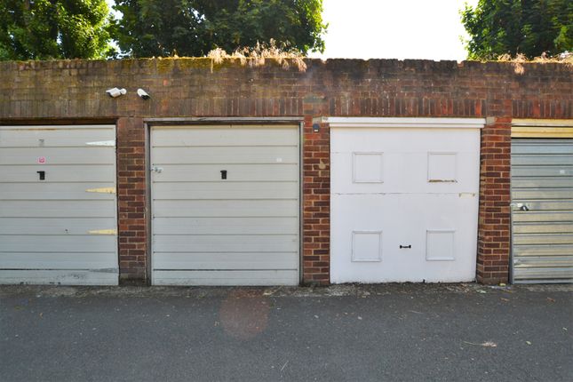 Thumbnail Parking/garage to rent in Lismore Close, Isleworth