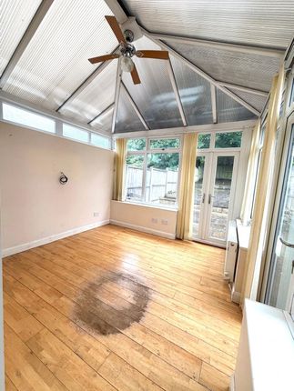 46 Belgrave Boulevard, Leicester photo 4