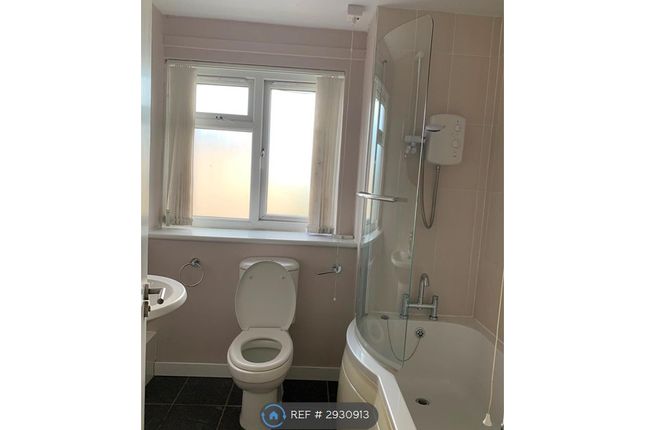 Jerviston Court, Motherwell photo 3