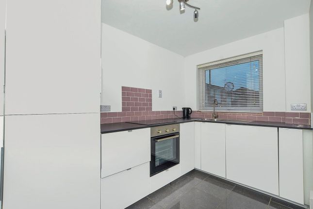 22, Hardwicke Place, St Albans photo 2